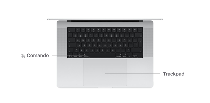 Vista del escritorio de la tecla Comando y el trackpad de una MacBook Air con chip M4.