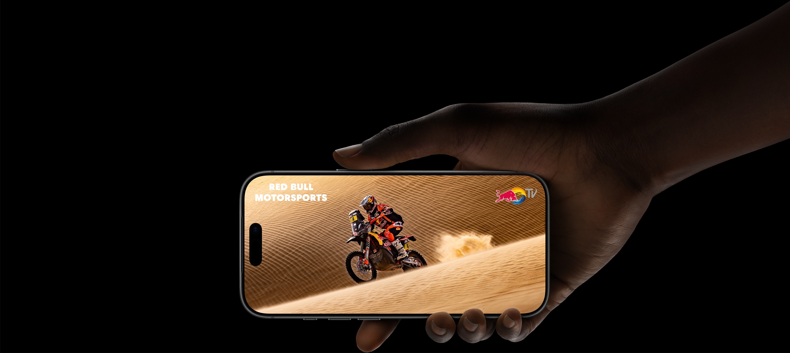 حلقة من مسلسل Silo الذي أنتجته +Apple TV تُظهر عمر البطارية المعزز لجهاز iPhone 17 Pro