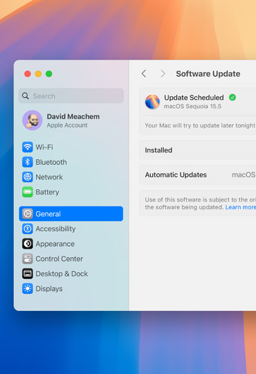 Mac screen shows a scheduled software update within System Settings