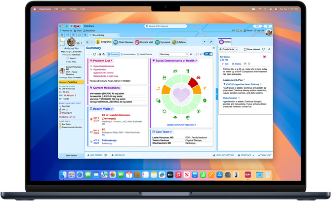 En MacBook Pro som viser elektroniske pasientjournaler i Epic MyChart.