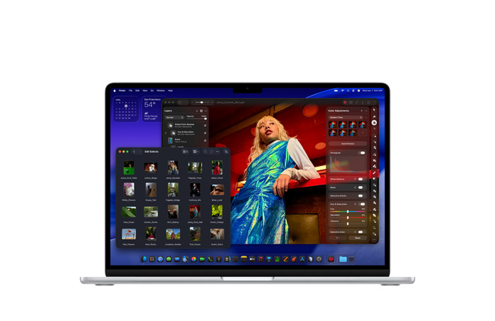 MacBook Air의 저장 용량과 메모리를 보여주는 Pixelmator 화면